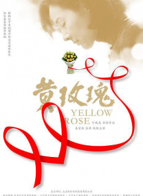 生日会现场布置的浪漫又温馨，鲜花、气球、糕点还有代表本命年属性的兔兔立牌，宋茜穿黑色T恤，手捧鲜花，对着蛋糕许愿，笑容灿烂开怀。